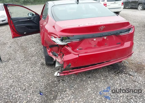 2025 Toyota Camry Xse z USA, uszkodzony, nr VIN 4T1DBADK4SU007747